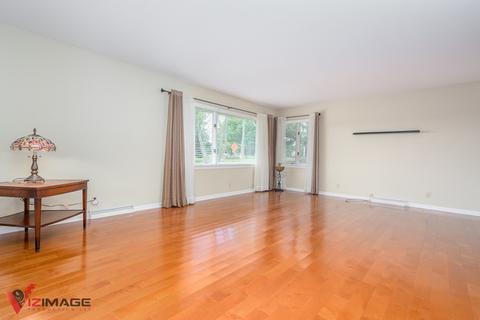 906 E Division St, Lockport, IL 60441 photo 7
