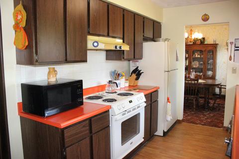 195 E 7th St, El Paso, IL 61738 photo 9
