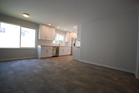 730 Devonshire Dr, Des Plaines, IL 60018 photo 8