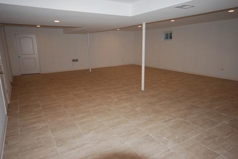 730 Devonshire Dr, Des Plaines, IL 60018 photo 23