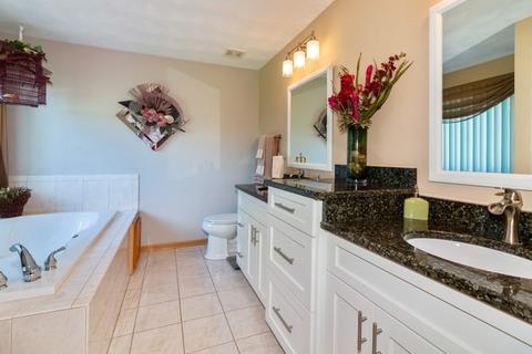 5308 E Aspen Ct, Byron, IL 61010 photo 9