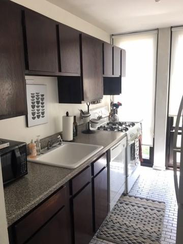 1 E Scott St #504, Chicago, IL 60610 photo 5