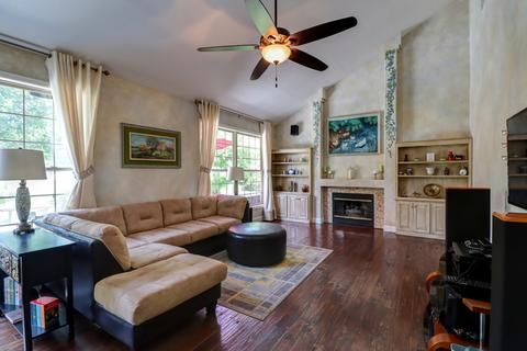 3003 Cherry Hills Dr, Champaign, IL 61822 photo 9