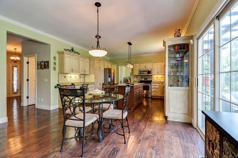3003 Cherry Hills Dr, Champaign, IL 61822 photo 4