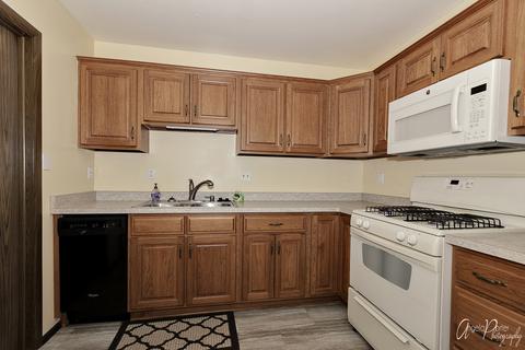 602 Devonshire Ct #A, Mchenry, IL 60050 photo 9