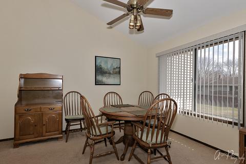 602 Devonshire Ct #A, Mchenry, IL 60050 photo 7