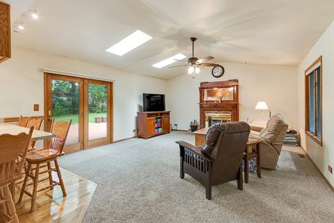 2510 N Long Ln, Mchenry, IL 60051 photo 9