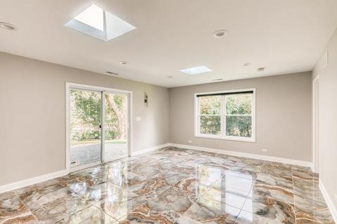 805 Heather Ln, Hoffman Estates, IL 60169 photo 16