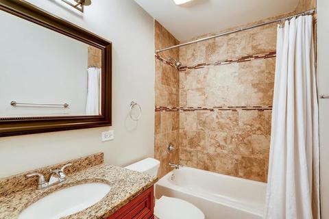 805 Heather Ln, Hoffman Estates, IL 60169 photo 14
