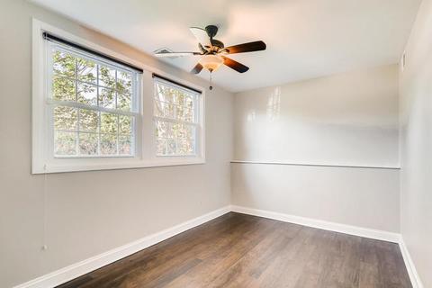 805 Heather Ln, Hoffman Estates, IL 60169 photo 22