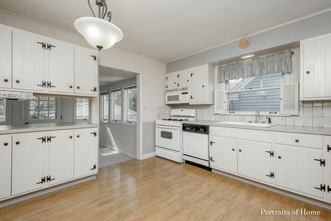 1114 N Scott St, Wheaton, IL 60187 photo 5