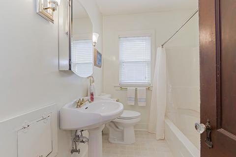 1510 Jackson St E, Bloomington, IL 61701 photo 16