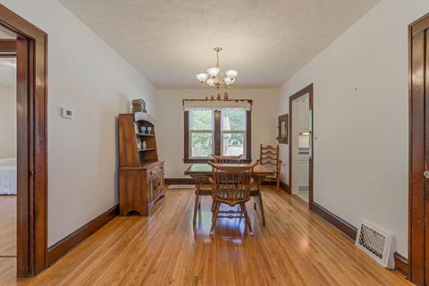 1510 Jackson St E, Bloomington, IL 61701 photo 8