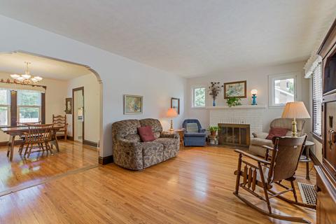1510 Jackson St E, Bloomington, IL 61701 photo 6