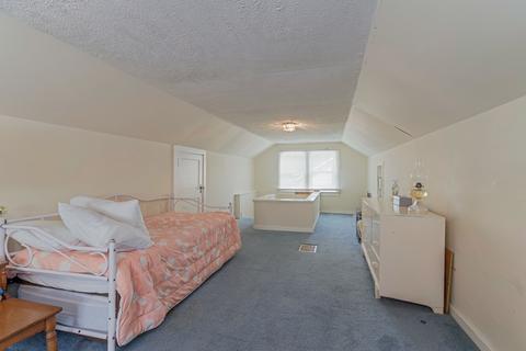 1510 Jackson St E, Bloomington, IL 61701 photo 18