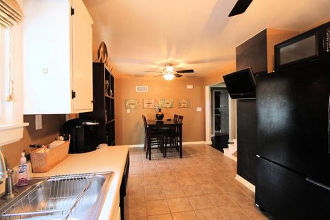 625 S May Ave, Kankakee, IL 60901 photo 14