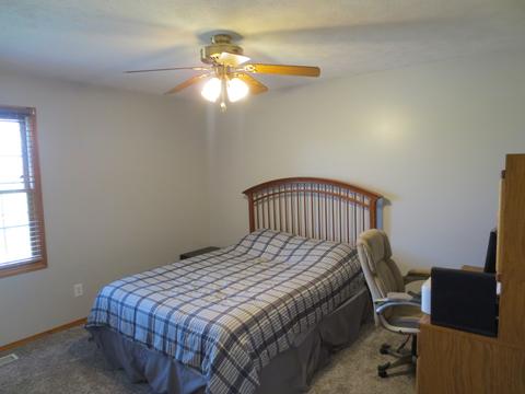 1300 Beacon Hill Ct, Normal, IL 61761 photo 14