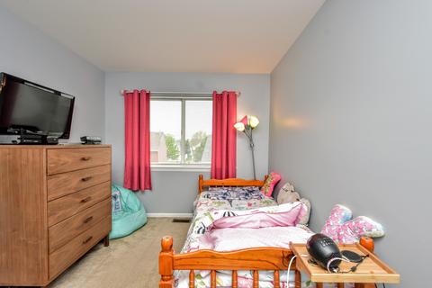 64 E Rustic Ln, Round Lake Beach, IL 60073 photo 22