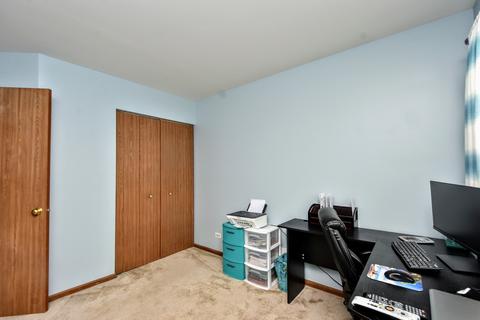 64 E Rustic Ln, Round Lake Beach, IL 60073 photo 26