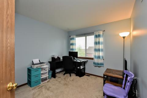 64 E Rustic Ln, Round Lake Beach, IL 60073 photo 24