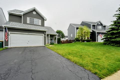 64 E Rustic Ln, Round Lake Beach, IL 60073 photo 2