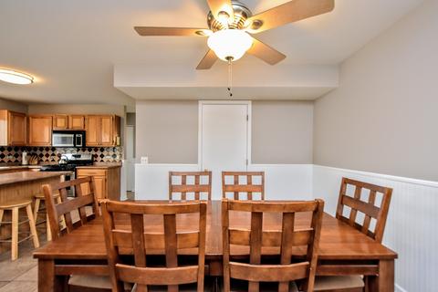 64 E Rustic Ln, Round Lake Beach, IL 60073 photo 19