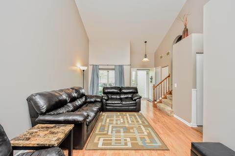 64 E Rustic Ln, Round Lake Beach, IL 60073 photo 7