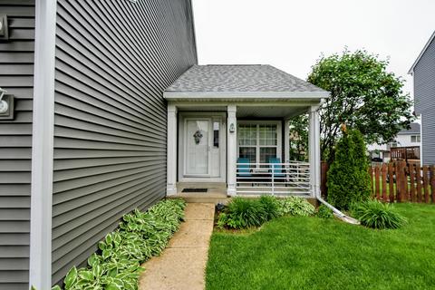 64 E Rustic Ln, Round Lake Beach, IL 60073 photo 3