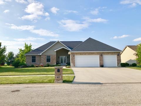 907 34th St, Peru, IL 61354 photo 1