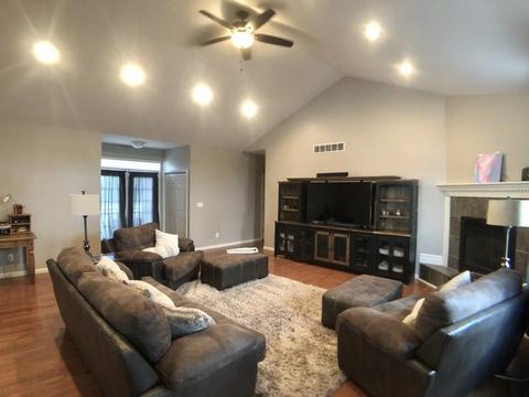 907 34th St, Peru, IL 61354 photo 9