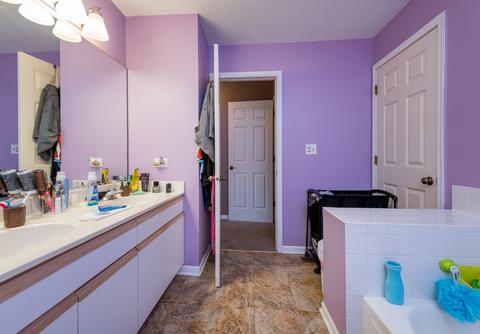 1111 Longford Rd, Bartlett, IL 60103 photo 14