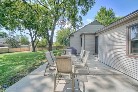 139 N Eastern Ave, Bartlett, IL 60103 photo 20