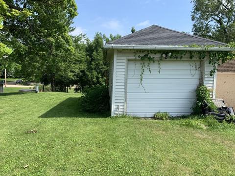 110 E Florence St, Oglesby, IL 61348 photo 3