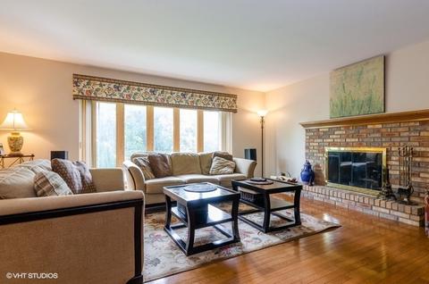 601 Fairway View Dr, Algonquin, IL 60102 photo 10