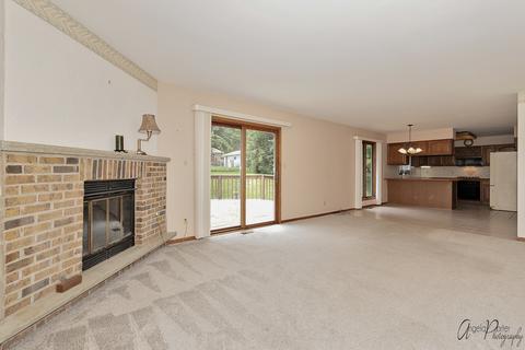 2011 Villanova Dr, Johnsburg, IL 60051 photo 13