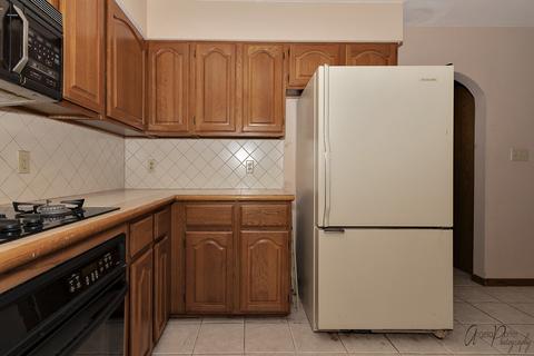 2011 Villanova Dr, Johnsburg, IL 60051 photo 11