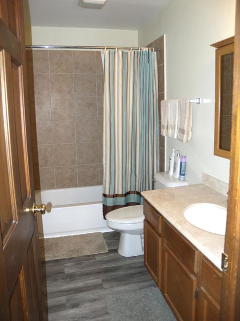 812 Christine Dr, Mchenry, IL 60051 photo 8