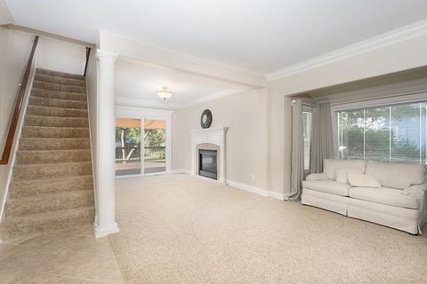 509 E State St, Cherry Valley, IL 61016 photo 5