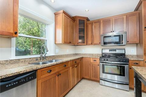 509 E State St, Cherry Valley, IL 61016 photo 8