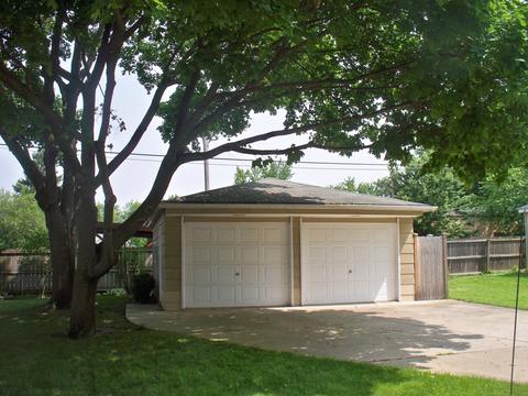 602 Edwards St, Aurora, IL 60505 photo 7