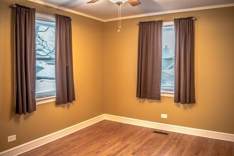305 S Pine St, Mount Prospect, IL 60056 photo 12