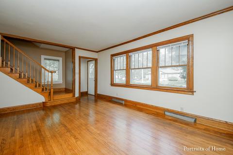 336 E Harrison Ave, Wheaton, IL 60187 photo 3
