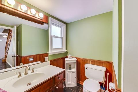 154 E Adams St, Elmhurst, IL 60126 photo 10