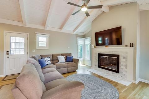 154 E Adams St, Elmhurst, IL 60126 photo 7
