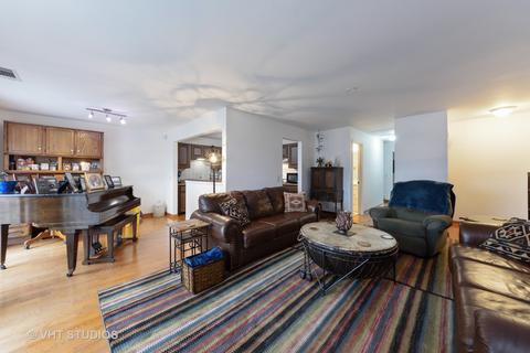 1056 Deerpath Ct #B2, Wheeling, IL 60090 photo 3