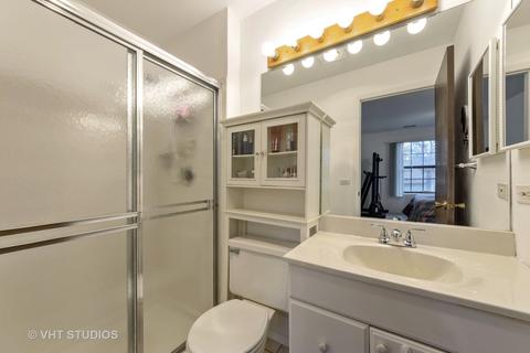1056 Deerpath Ct #B2, Wheeling, IL 60090 photo 7