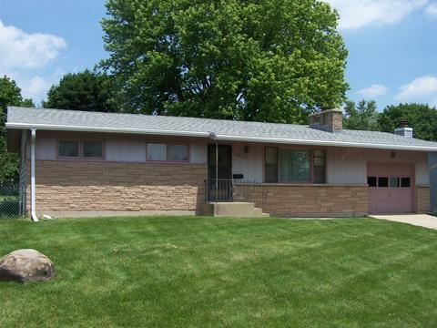 3214 Terrace Dr, Mchenry, IL 60050 photo 1