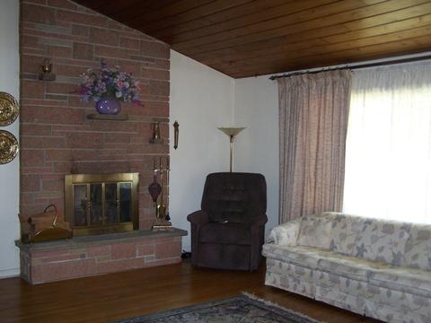 3214 Terrace Dr, Mchenry, IL 60050 photo 4