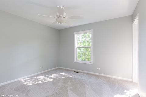 160 S Oakleaf Rd, Algonquin, IL 60102 photo 7