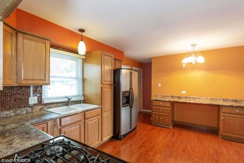 23 Mohawk Dr, Thornton, IL 60476 photo 6